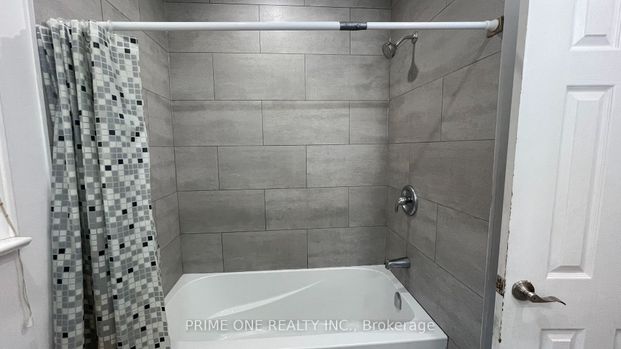 For Lease - 164 Meadowvale Road Unit# Main, Toronto, Ontario - Photo 1