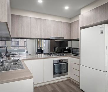 Modern Apartment in Prime Toongabbie Location - Photo 1