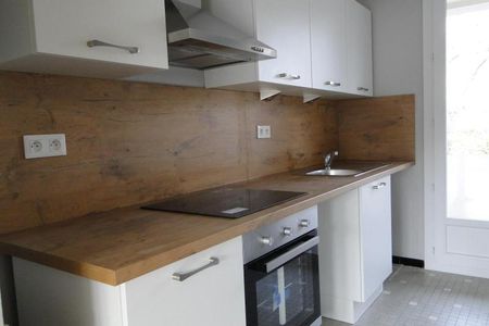 Location Appartement 3 pièces 68m² CLERMONT FERRAND 63000 - Photo 3