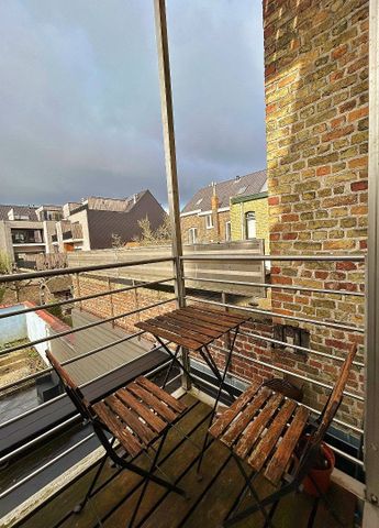 Bemeubeld appartement met één slaapkamer in het centrum van Ieper - Photo 2