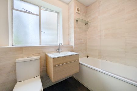 Fentons, London, SE3 - Photo 5