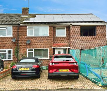 3 bedroom terraced house to rent - Photo 1