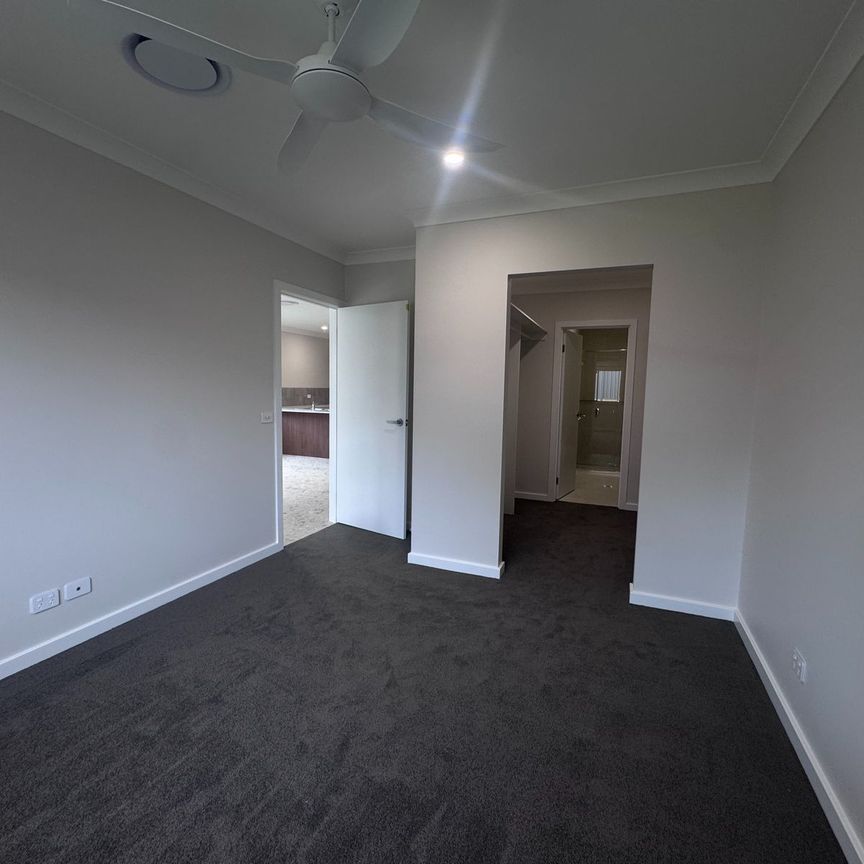 Comfortable & Convenient Living - Photo 1