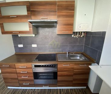 Pronájem bytu 2+1 56 m², 1. máje, Hrádek - Photo 4