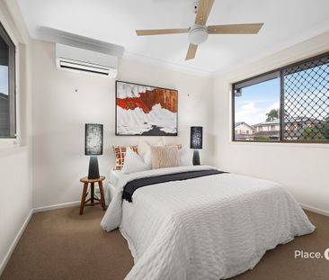 Brilliant family home in Carindale - Photo 5