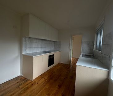 Affordable Living in Gladstone Park - Photo 2