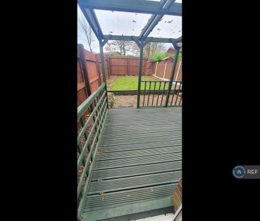 3 bedroom terraced house to rent - Photo 6