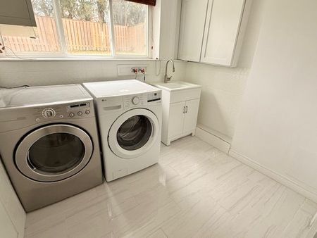 For Lease - 26 Larkfield Drive, Toronto, Ontario - Photo 4