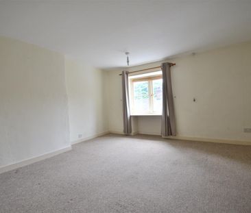 44 Hopping Hill, Milford, Derby, DE56 0RJ - Photo 5