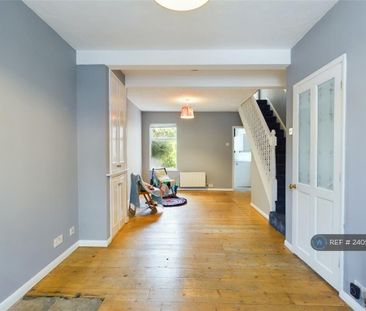 3 bedroom terraced house to rent - Photo 2