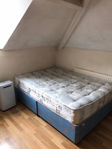 5 Bed Semi-Detached House, The. Nook, S10 - Photo 2