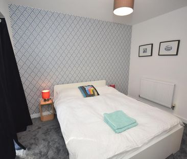 4 bedroom townhouse to rent - Photo 6