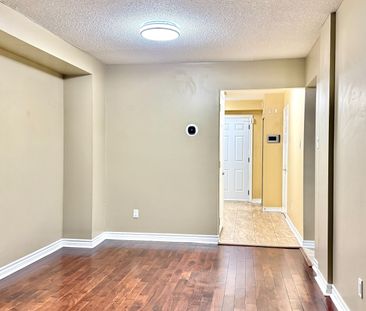 For Lease - 3211 Valcourt Crescent, Mississauga, Ontario - Photo 5