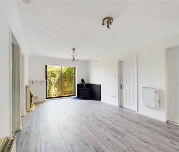 2 bedroom bungalow to rent - Photo 1