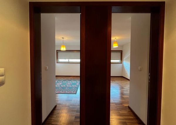 Apartamento T3 Duplex em pleno centro da cidade na Urbanização da Forca - Aveiro