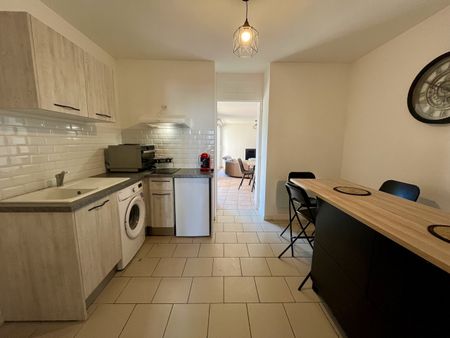 Location Appartement 2 pièces 44m² - Photo 4