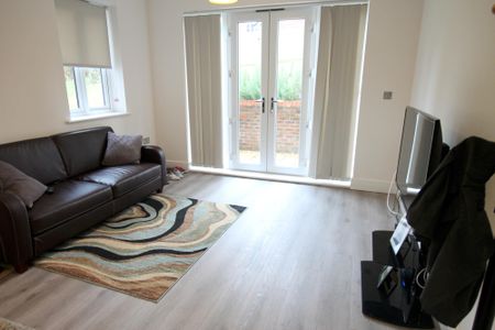 2 bedroom apartment to rent Chandos Road, Buckingham, Buckinghamshire, MK18 - Photo 3