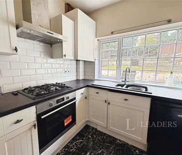 3 bedroom house to rent Butchers Lane, Halesowen, West Midlands, B63 - Photo 3