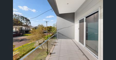 Available now, a superb opportunity to lease a modern, beautifully-presented home ideal for families and professionals alike. - Photo 5