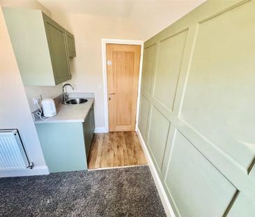 1 bedroom property to rent - Photo 1