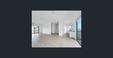 Coastal Charm and Everyday Comfort at 10 Cherington Road, McCracken - Photo 2