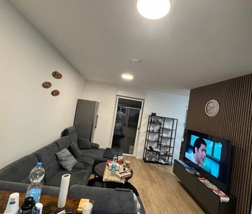 Nachmieter gesucht (kein Jobcenter )Max 1 Person - Photo 1