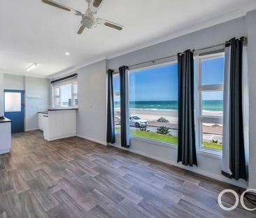Open the Door To Iconic Beachside Living - Photo 3