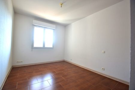 Location Appartement 2 pièces 42m² BASTIA 20600 - Photo 3