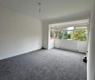 3 bedroom property to rent in Birmingham - Photo 5