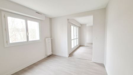 Grand T3 de 73 m² refait à neuf avec double séjour et balcon - Photo 3