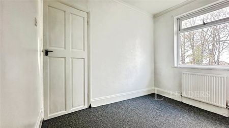 2 bedroom house to rent Third Avenue, Luton, Bedfordshire, LU3 - Photo 2