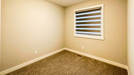 3 Bed Upper Level Suite For Rent In Seton - Photo 2