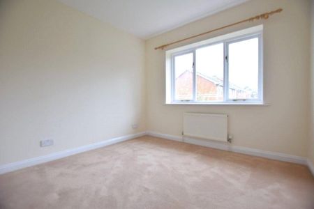 4 bedroom detached house to rent - Photo 5