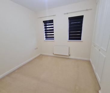 Aintree Drive - Photo 3