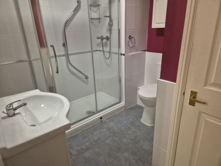 Chapelfields, Frodsham - Photo 5