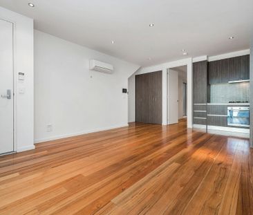 Unit 2/14 Prendergast Lane, - Photo 1