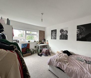 4 bedroom penthouse to rent - Photo 3