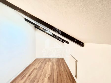 Casa cu 5 camere de inchiriat, curte proprie, Sanmihaiu Roman, Timis - Fotografie 2