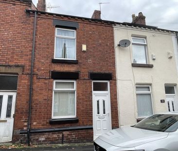 2 bedroom terraced house to rent - Photo 1