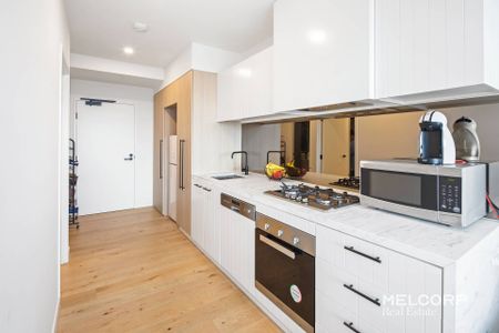 TWO BEDROOM AT M-CITY - UNFURNISHED - Photo 2