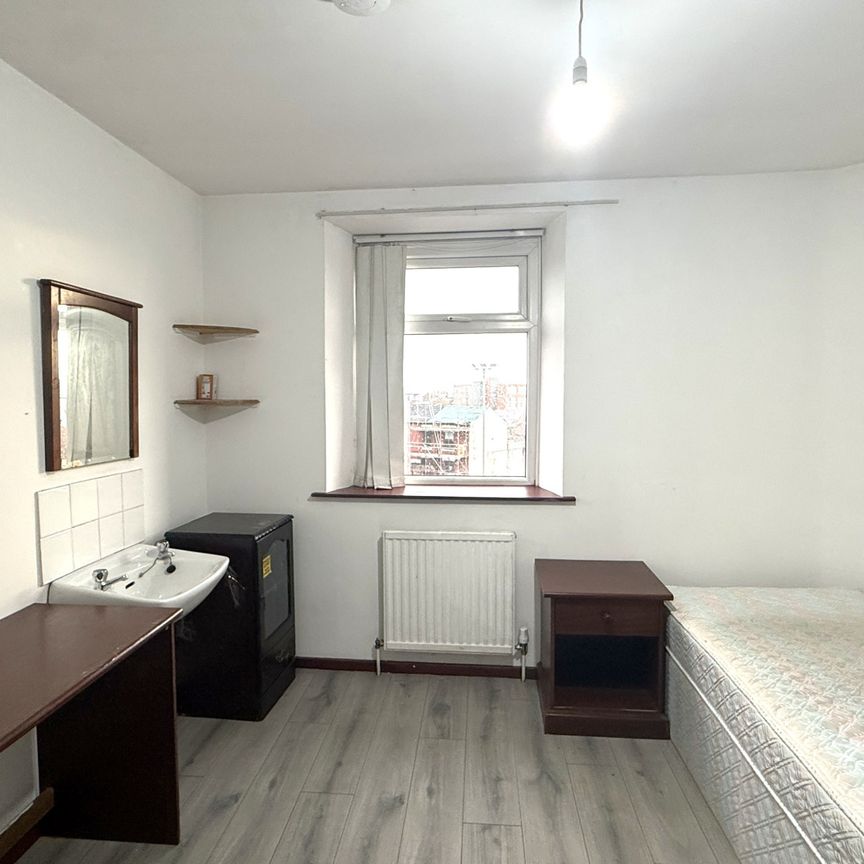 Great Shaw Street, Preston - Photo 1