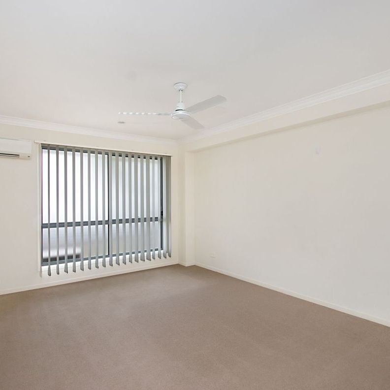 A Coomera Waters Gem - Photo 1