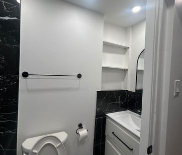 🏡 4 1/2 RÉNOVÉ - 2E ÉTAGE DE TRIPLEX - 1 495$/MOIS 🏡 - Photo 3