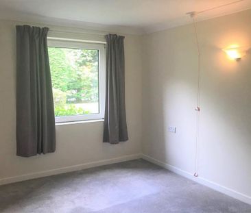 1 bedroom retirement property to rent - Photo 4