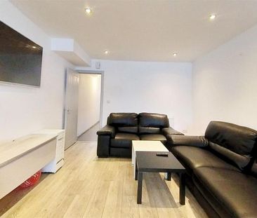 7 bedroom house to rent - Photo 1