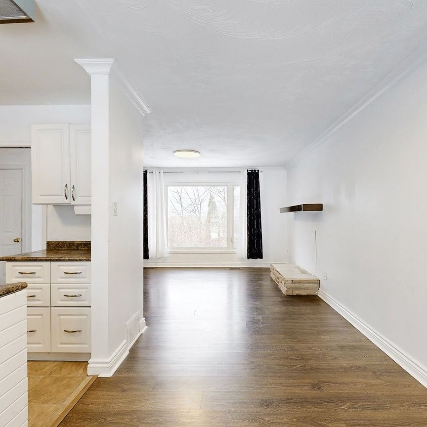 For Lease - 147 Grandview Street, Oshawa, Ontario - Photo 1