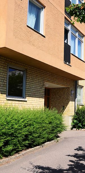 Jarlavägen 9 B, våning 2 - Photo 1