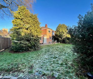 3 bedroom semi-detached house to rent - Photo 4