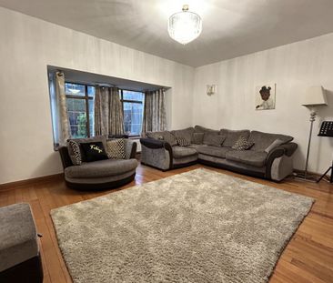 Aberford Road - Photo 1