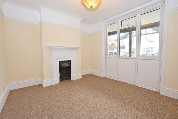 4 bedroom detached house to rent - Photo 1